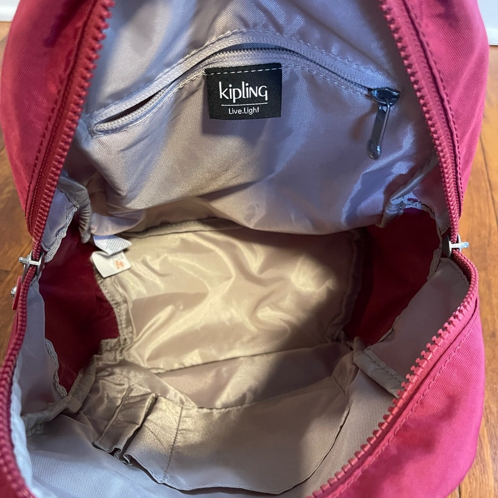 Beautiful Kipling Backpack With Monkey Keychain - image 6